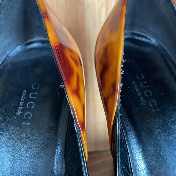 Gucci Vernice Tartaruga Peep Toe Animal Print Black Pump Heels, Size 8.5B - Picture 11 of 16
